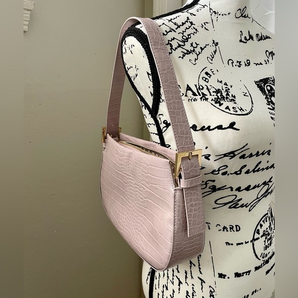 Lilac Shoulder Bag - Picture 4 of 8